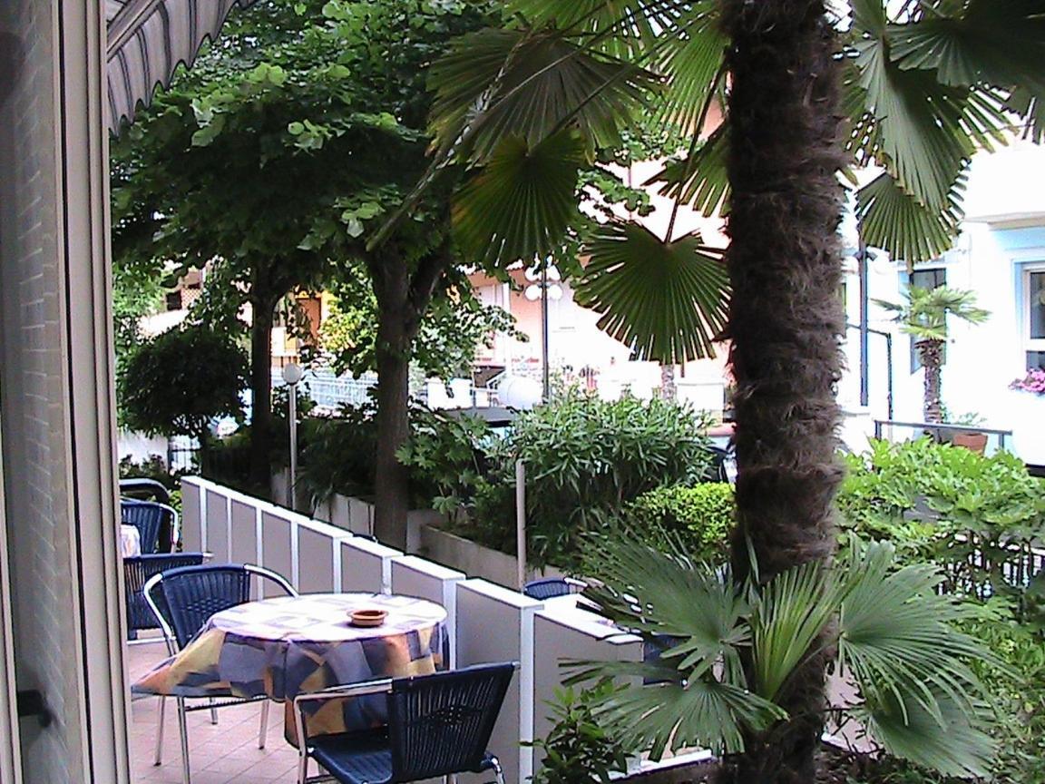 Hotel Universo ริมินี ภายนอก รูปภาพ